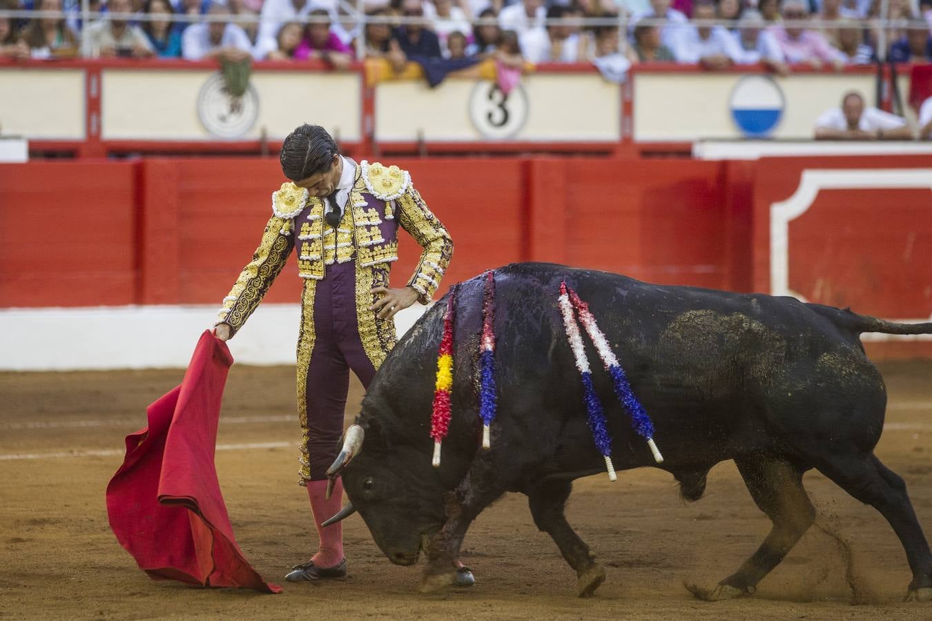 Quinto festejo de la Feria de Santiago con Miguel Ángel Perera; Julián López «El Juli», y Pablo Aguado 