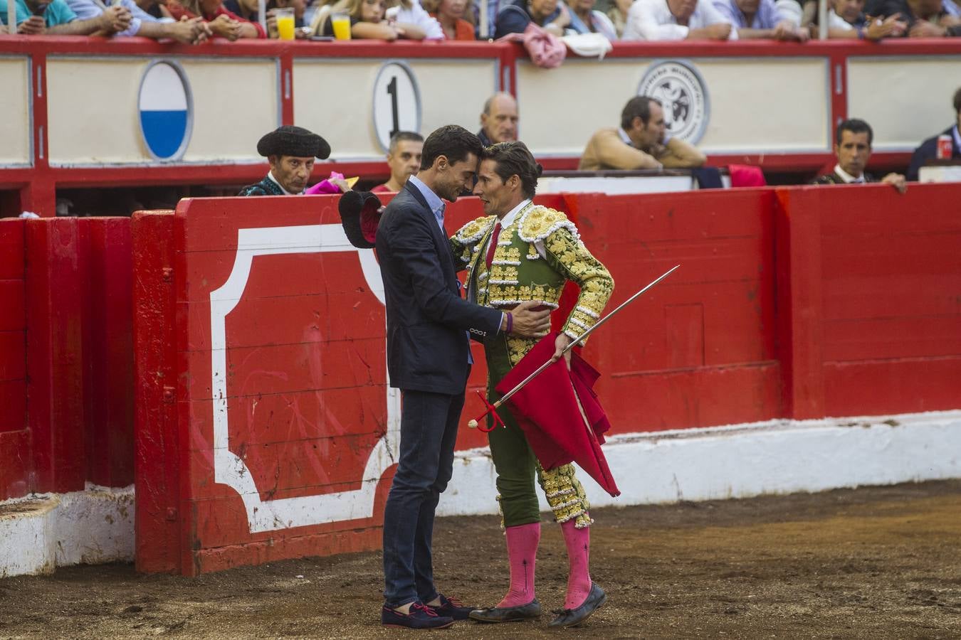 Sexto festejo de la Feria de Santiago con Cayetano, Diego Urdiales y José María Manzanares