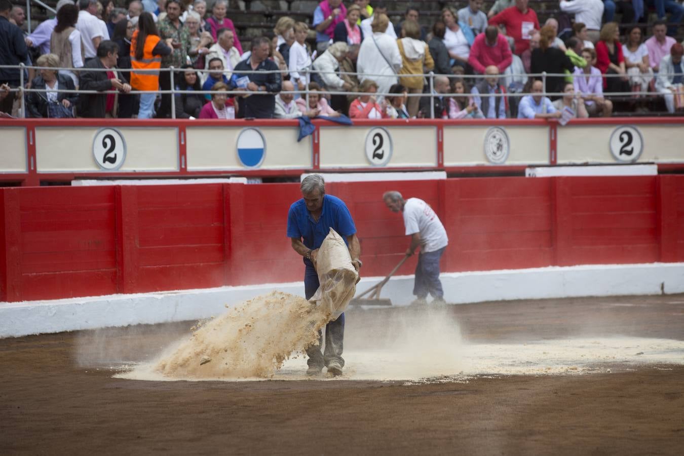 Sexto festejo de la Feria de Santiago con Cayetano, Diego Urdiales y José María Manzanares