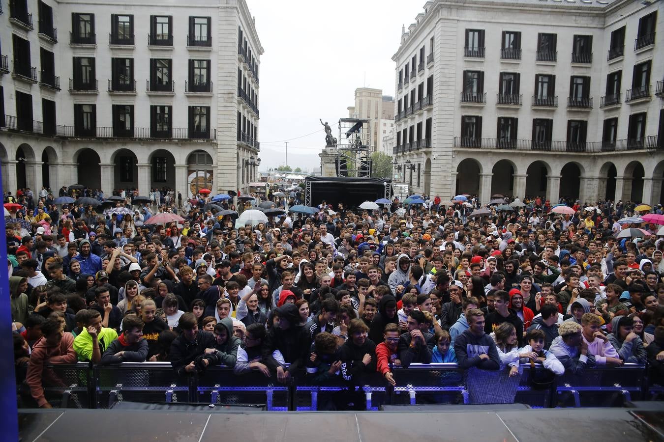 Improvisar es para valientes. Sobre todo si se hace ante miles de personas. Pero de eso va precisamente el 'freestyle