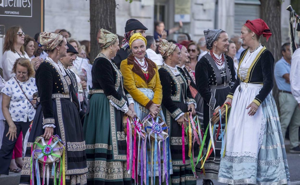 Invasión de folclore en Santander