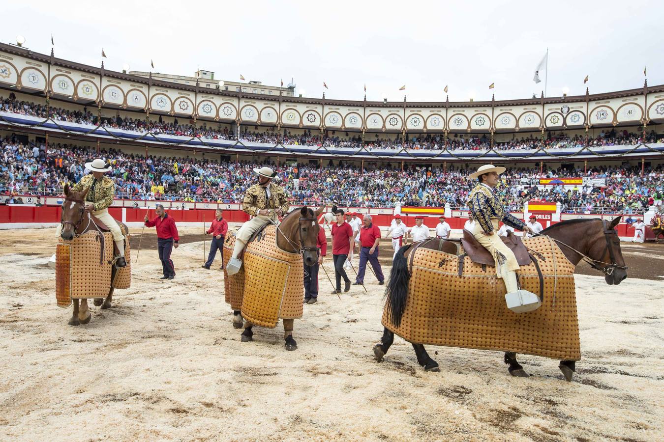 Séptimo y último festejo de la Feria de Santiago con Antonio Ferrera; Morante de la Puebla y Paco ureña