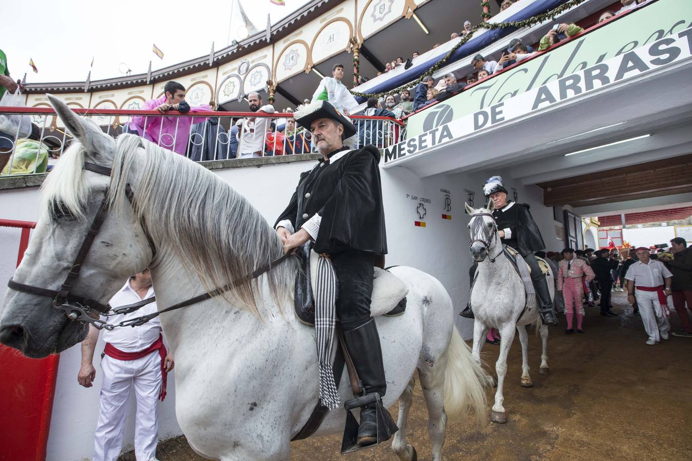 Séptimo y último festejo de la Feria de Santiago con Antonio Ferrera; Morante de la Puebla y Paco ureña