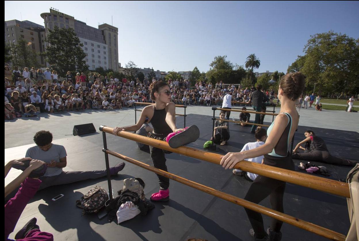 El Ballet Nacional Sodre sale a la calle