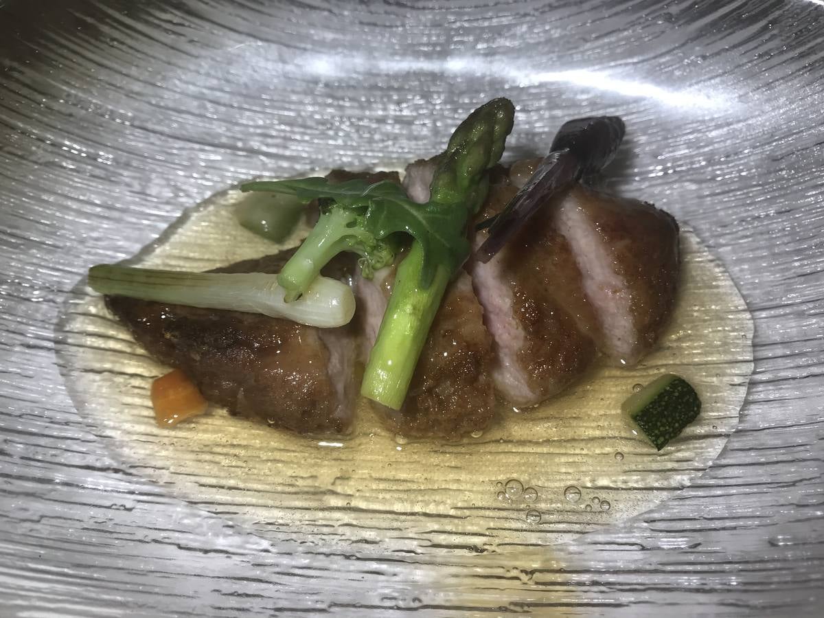 Entre los restaurantes gastronómicos de la región, quizá El Molino sea el que más solera tenga, por su edificio, por su trayectoria y por su historia.