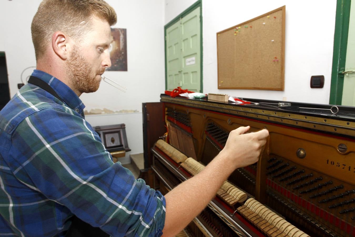 Fotos: Daniel Chiprian, afinador de pianos