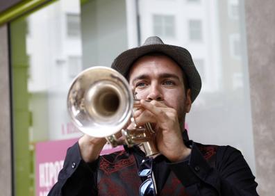 Imagen secundaria 1 - Música, teatro y magia, en calles y plazas