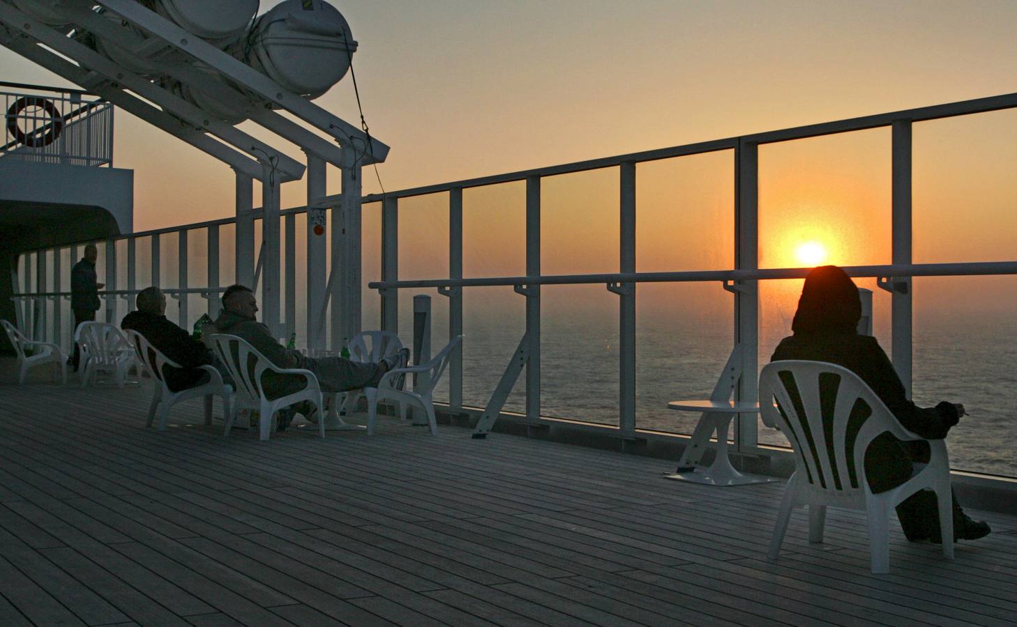 Atarceder desde el Ferry 'Pont Avent' llegando a Santander.