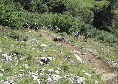 Imagen secundaria 1 - El grupo de montaña Cacicedo realizará la marcha Fuente Dé-Valdecoro por el Hachero, el 8 de septiembre