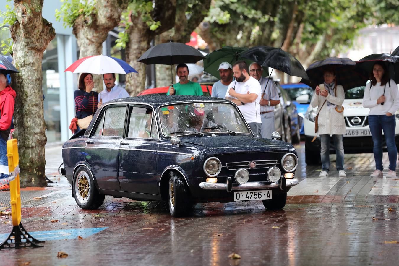 Más de un centenar de vehículos se congrega en la tercera concentración de estos coches que organiza el Club Villa de Cabezón