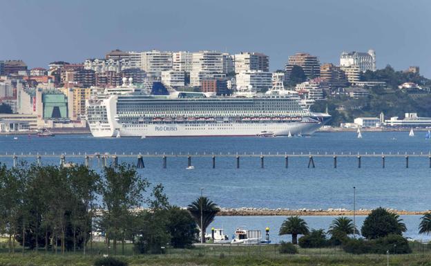 El 'Ventura' abandona Santander