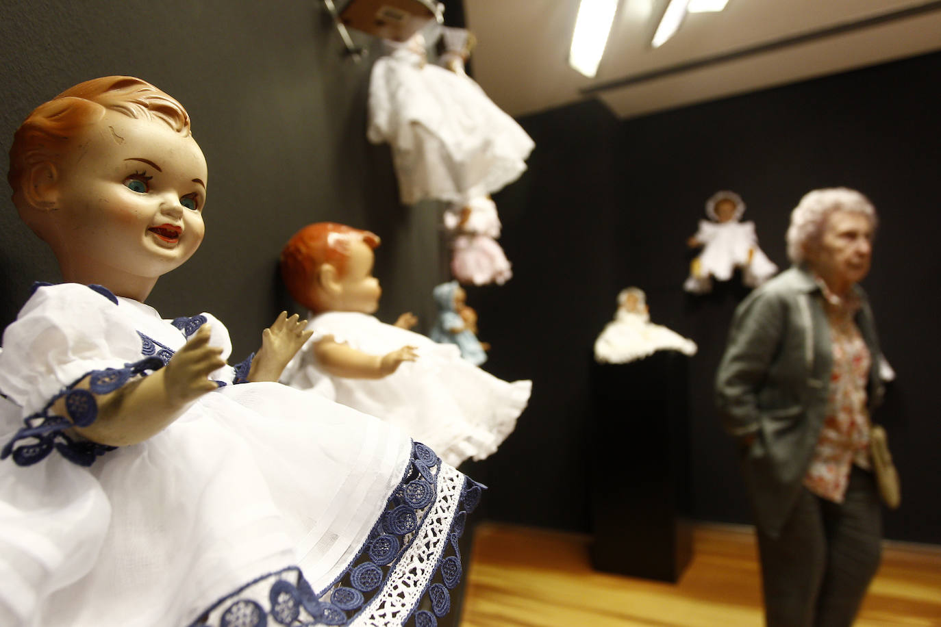 Fotos: Puntadas por la historia de la moda en Torrelavega