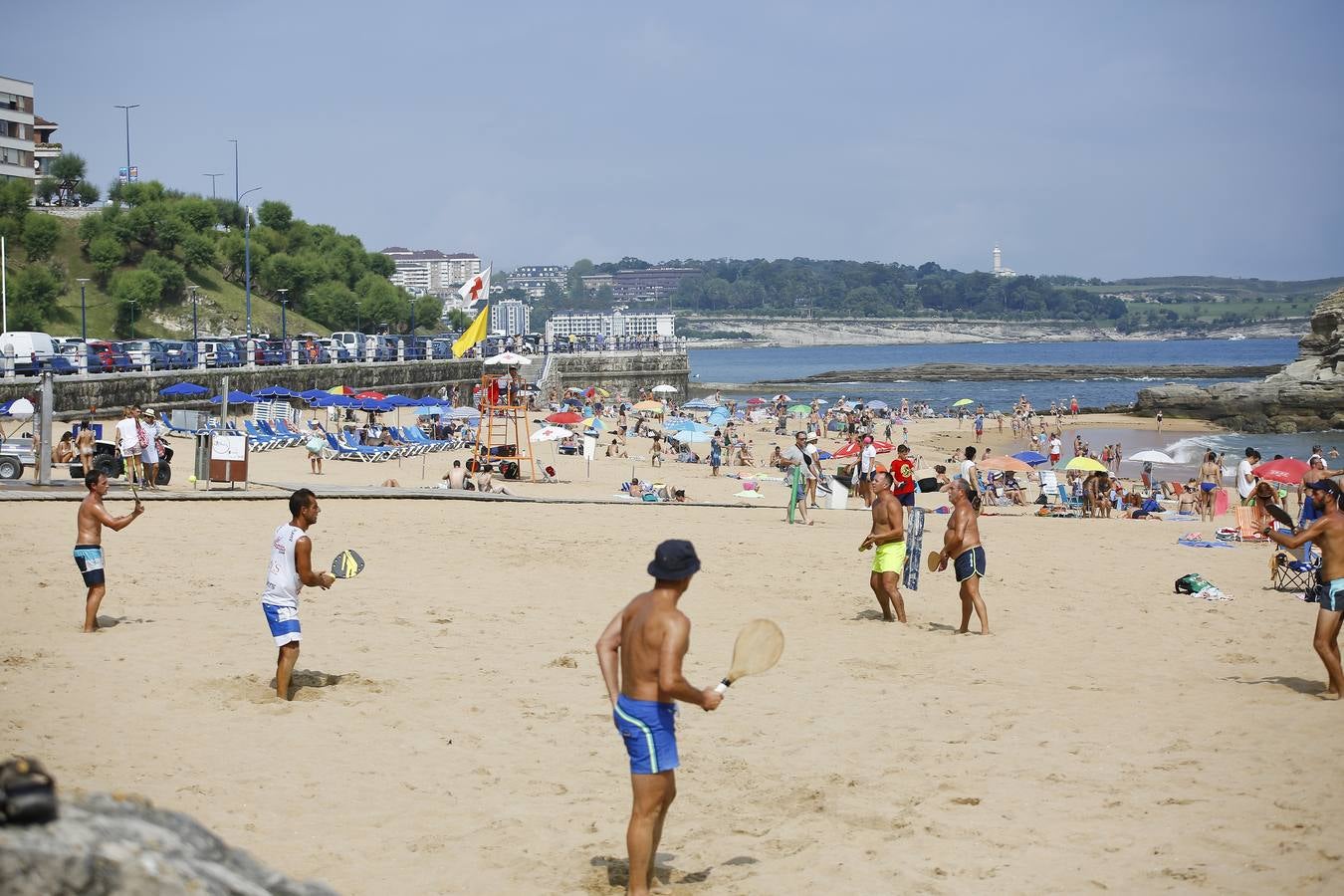 Jugadores de palas en El Camello.