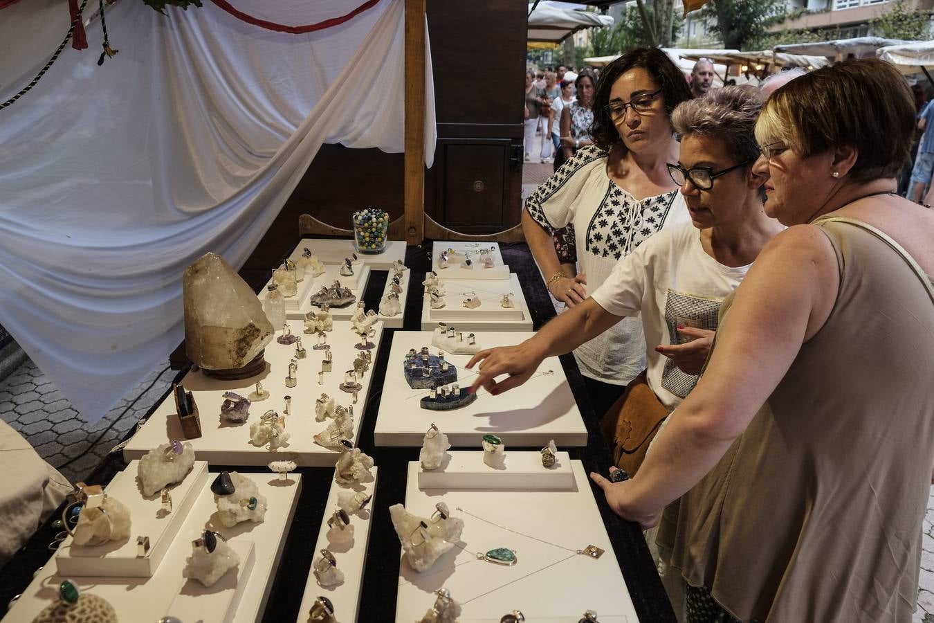 Fotos: El Mercado Medieval invade la Alameda de Oviedo