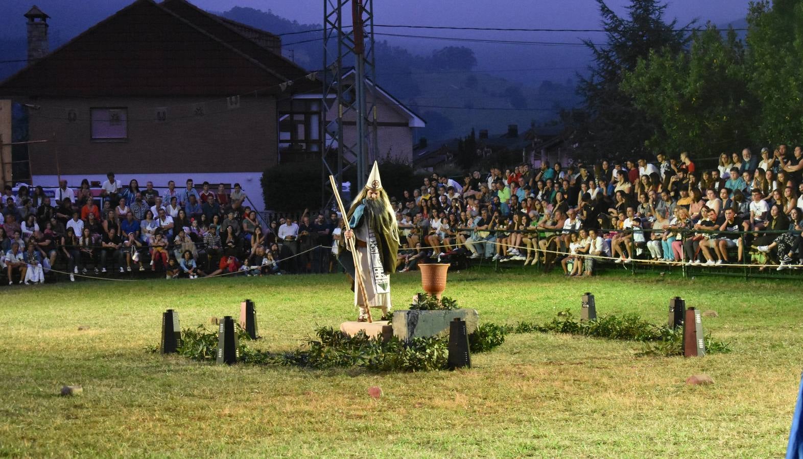 Los 13 jefes de clanes sellaron la declaración de guerra a Roma y, encomendándose a druidas y dioses, unificaron sus fuerzas bajo el mando de Corocotta