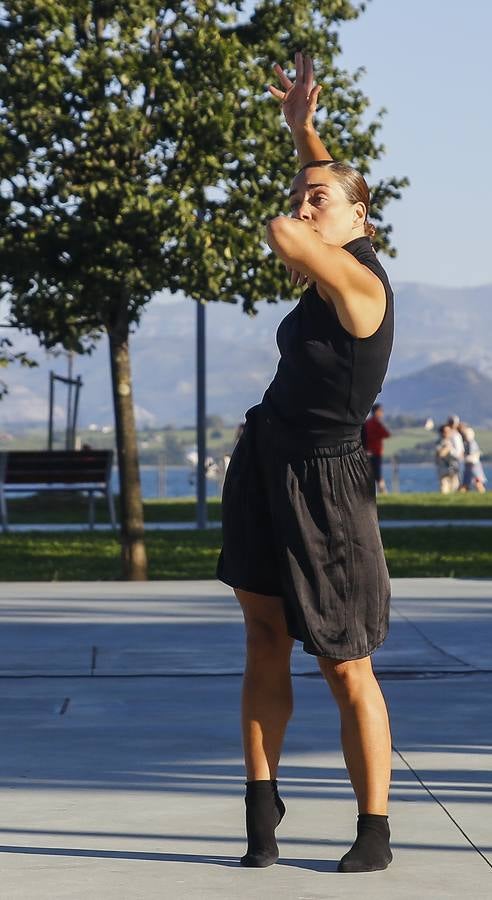 Fotos: La danza en las calles de Santander