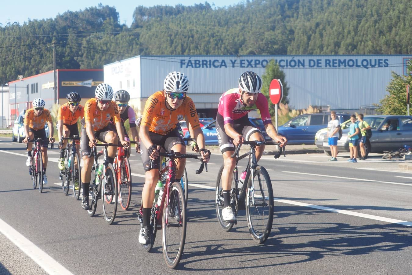 Fotos: Imáganes de la segunda etapa de la Vuelta a Cantabria