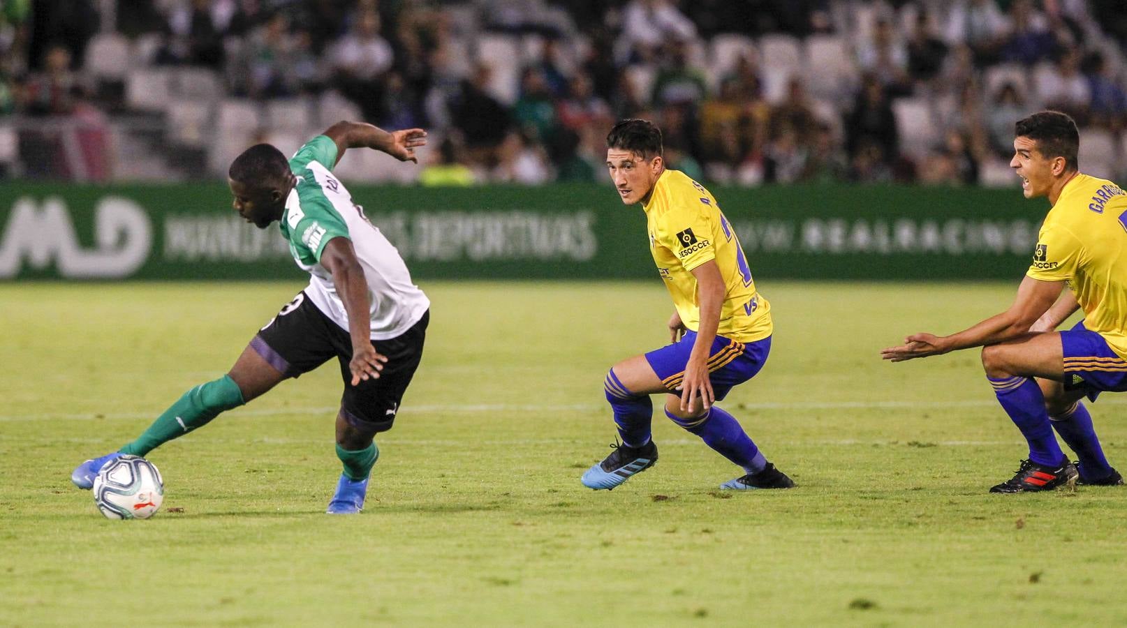 Fotos: Las imágenes del Racing-Cadiz
