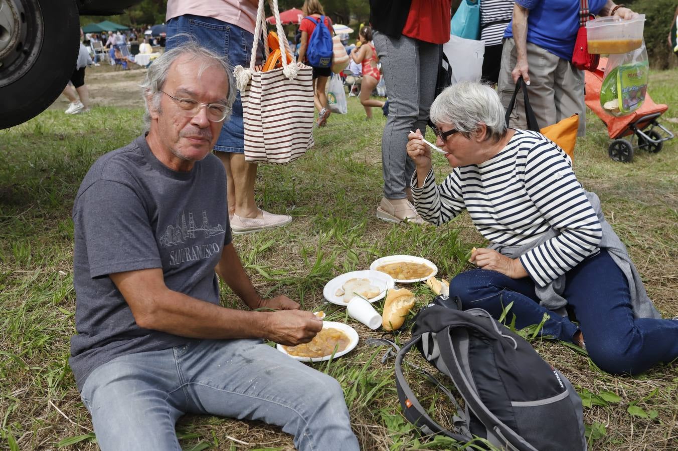 Fotos: Miles de barquereños disfrutan del sorropotún en la fiesta del Mozucu