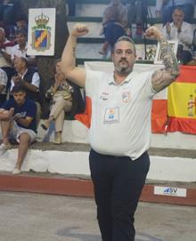 Imagen secundaria 2 - Carlos ya ejerce de maestro