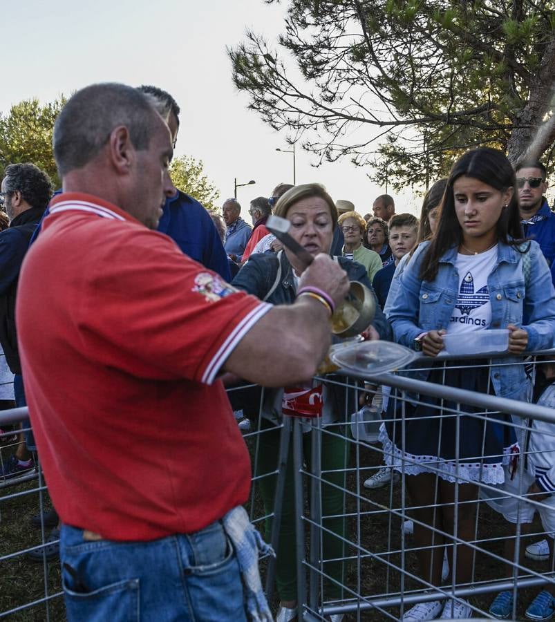 Fotos: La Gran Marmitada de Santoña sirve cerca de 12.000 raciones