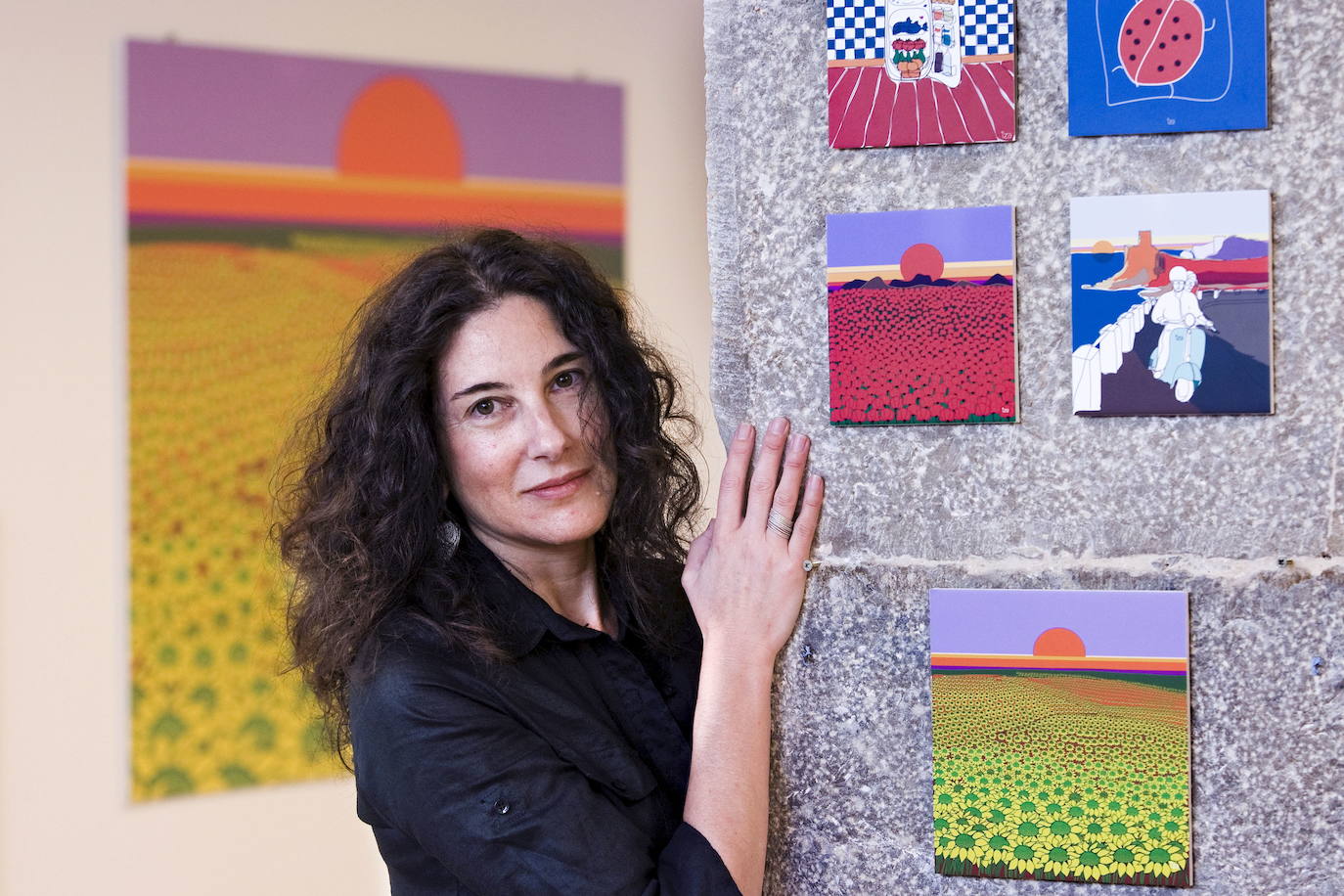 2012. Exposición de trabajos de la ilustradora Claudia Iza en la Librería Gil de Santander