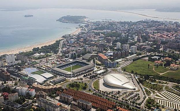 La zona de Reina Victoria y Pérez Galdós, cerca de las playas de El Sardinero, es la más adinerada de la región. 