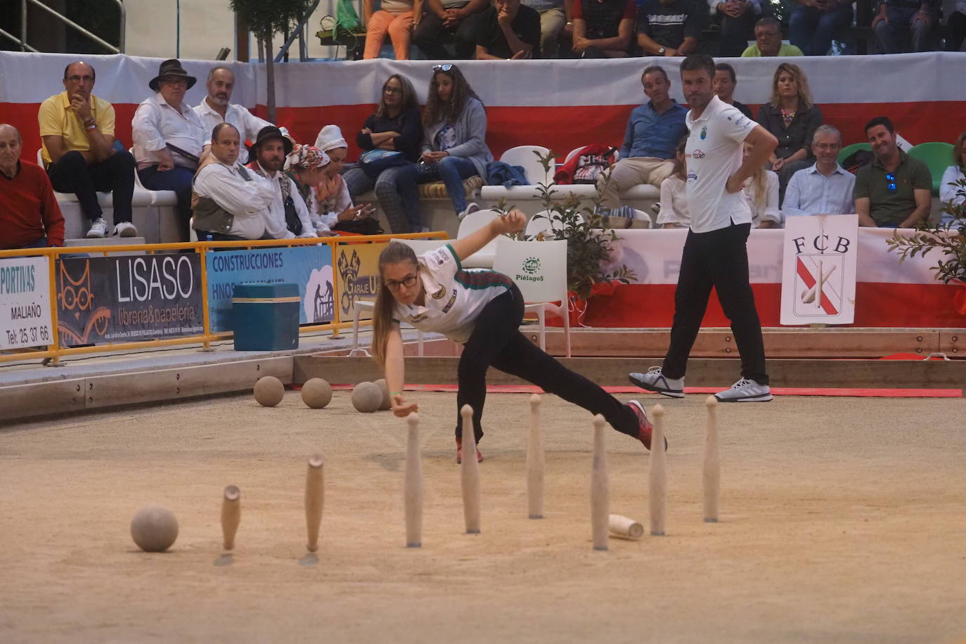 Fotos: Laura Saiz y Lolo Lavid ganan el Torneo Mixto en Renedo