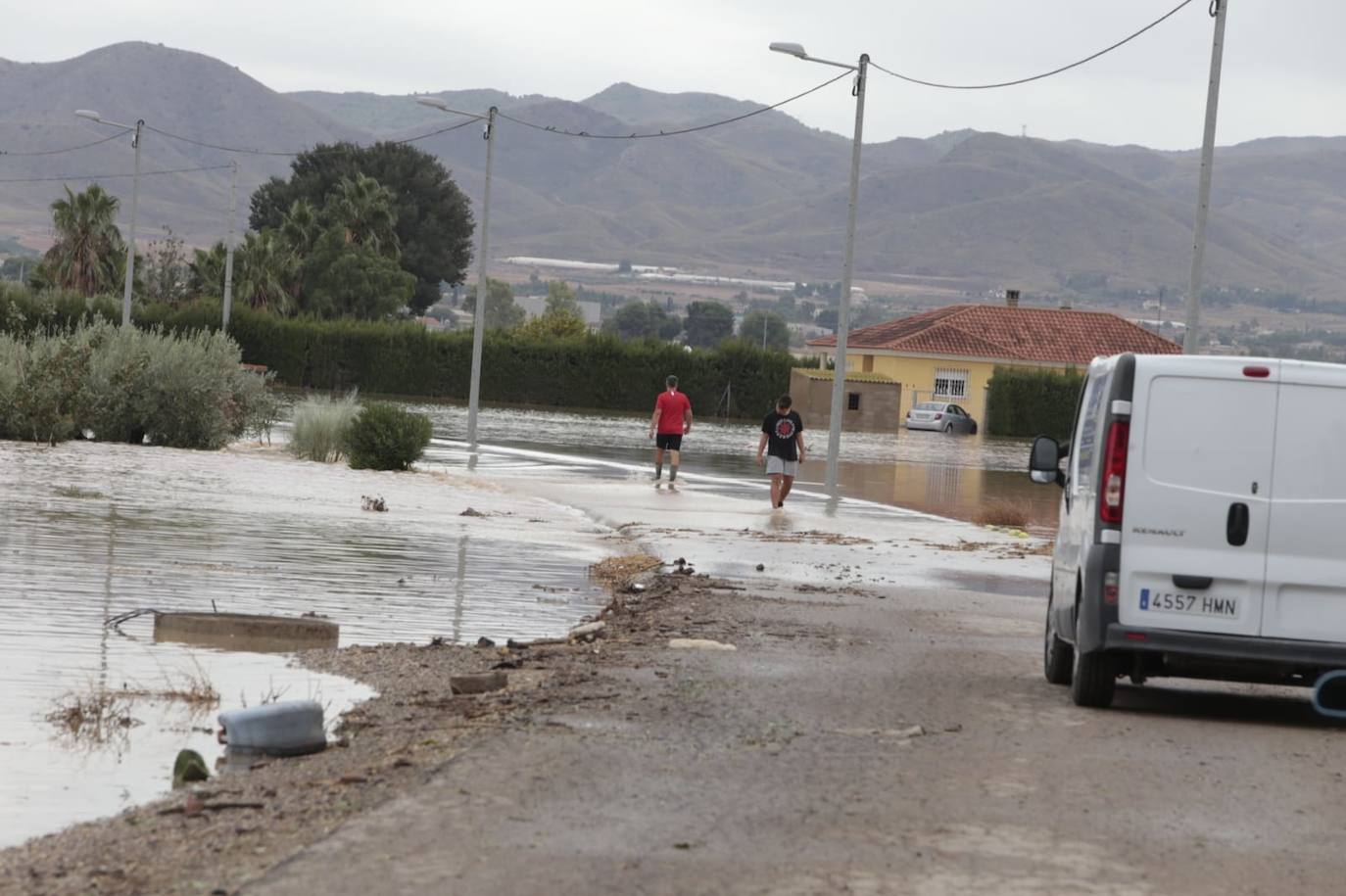 El temporal sigue sin dar tregua, se extiende a más provincias y este sábado se ha cobrado la séxta víctima mortal.