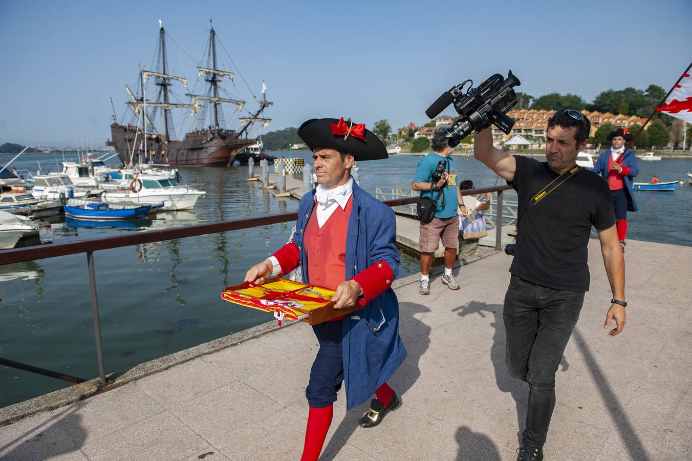 El esfuerzo de la Asociación Amigos del Real Astillero, meses atrás, por poner en valor la historia naval del municipio recogió este sábado sus frutos en el primer acto homenaje al Real Astillero de Guarnizo