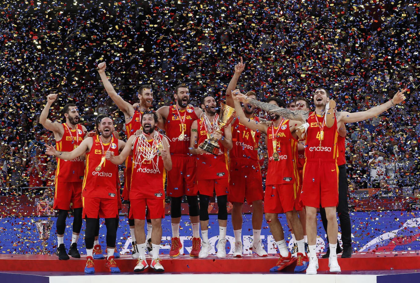La selección se proclamó campeona del mundo en China tras arrollar a Argentina en la final. 
