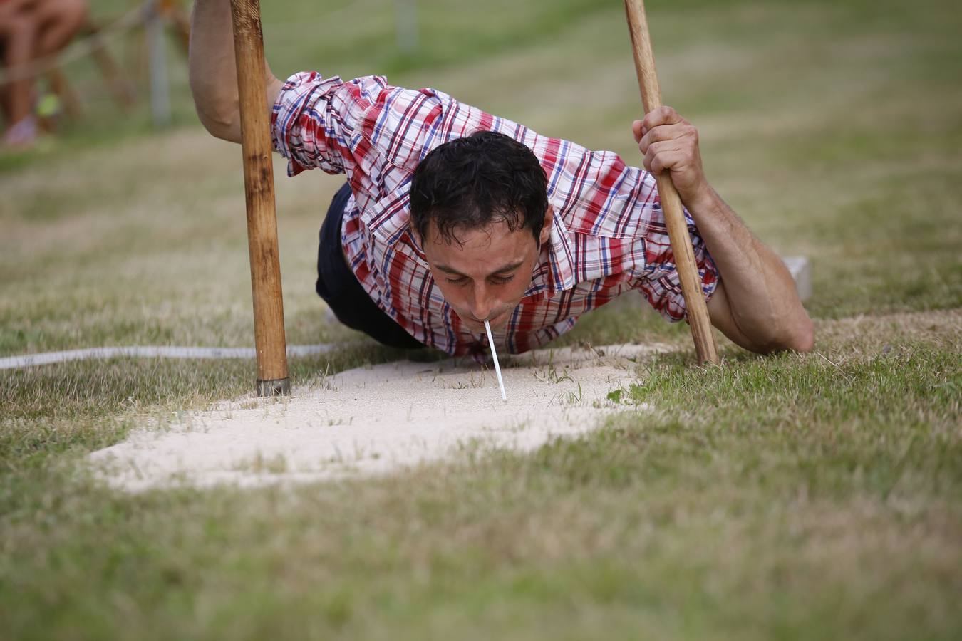 Imágenes del concurso de salto pasiego de Vioño, en la pradera de la Virgen de Valencia