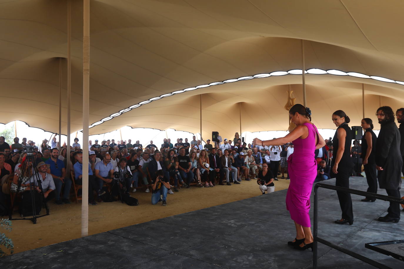 Despesques 2019 ha reunido en los esteros de Lubimar, en Barbate, a más de ochenta cocineros de primer nivel, tanto de España como del extranjero