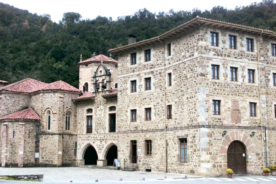 Monasterio de Santo Toribio de Liébana