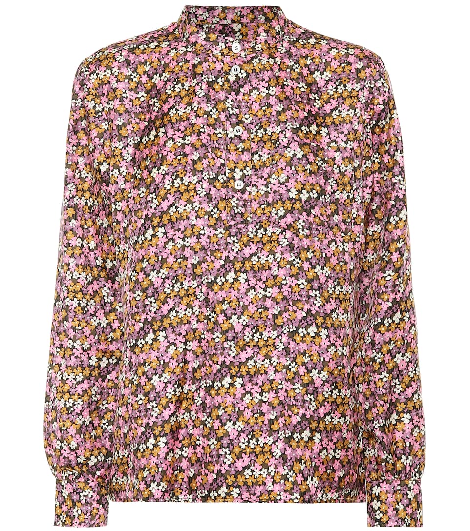 Blusa de seda con estampado floral, de A.P.C. (275 euros). 