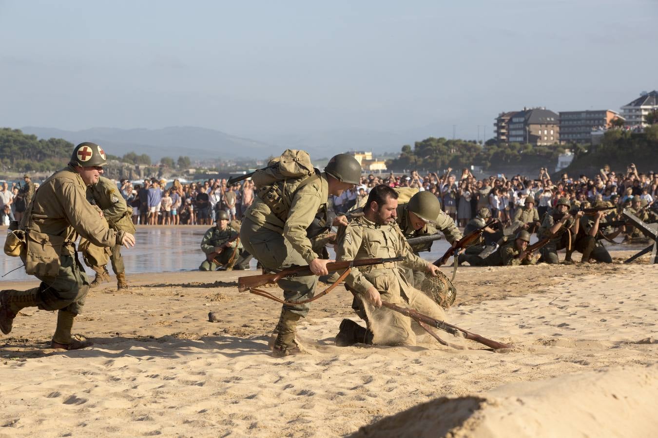 Fotos: Así ha sido el desembarco sin barcos en El Sardinero