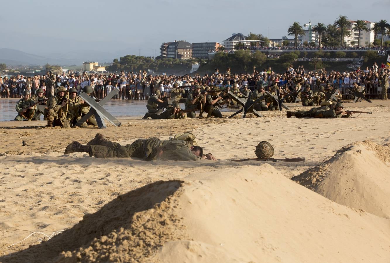 Fotos: Así ha sido el desembarco sin barcos en El Sardinero