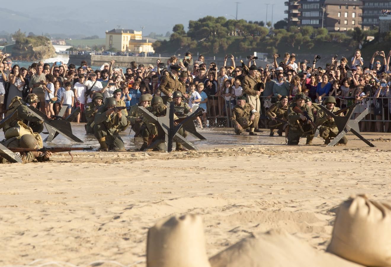 Fotos: Así ha sido el desembarco sin barcos en El Sardinero