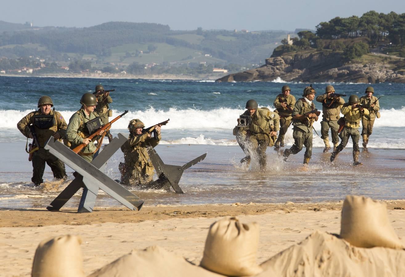 Fotos: Así ha sido el desembarco sin barcos en El Sardinero