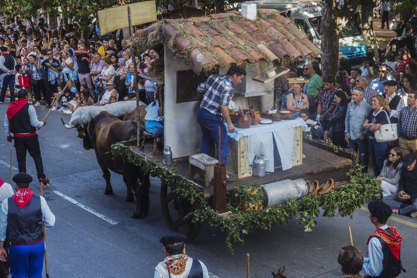 Fotos: Quince carretas y diez agrupaciones folclóricas participarán hoy en el Día de Campoo