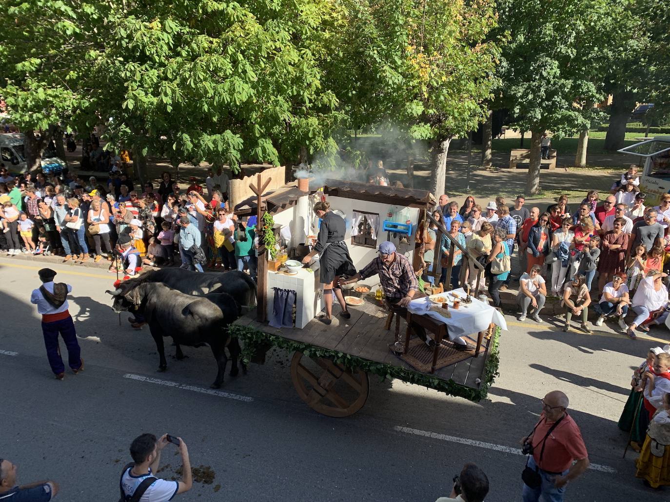 Fotos: Quince carretas y diez agrupaciones folclóricas participarán hoy en el Día de Campoo