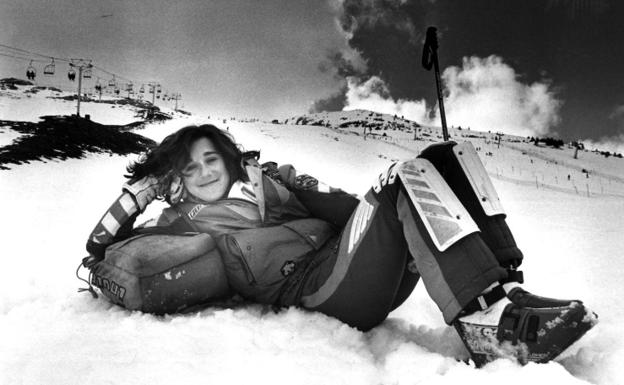 Blanca Fernández Ochoa, en un momento de felicidad en la nieve.