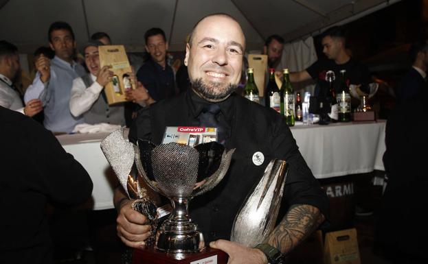 Mario Alberto López se ha llevado el premio al mejor cóctel, a la mejor degustación y también al mejor pincho.