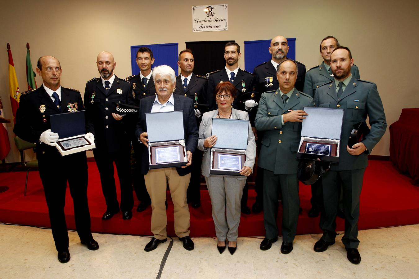 Fotos: La Policía Nacional celebra a sus patronos en Torrelavega