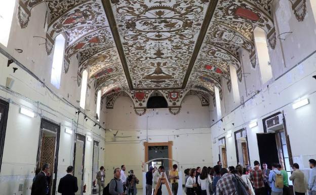 Sala central de la segunda planta del Salón De Reinos, cuya decoración original se quiere rescatar 