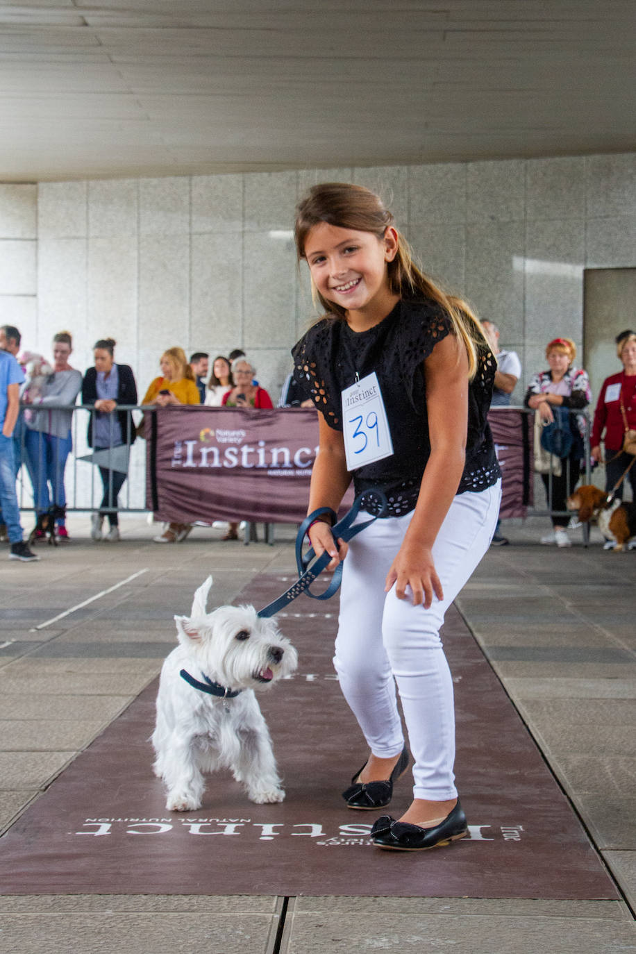 El centro comercial celebró la décima edición de este evento que premió a los perros más bonitos, simpáticos y educados