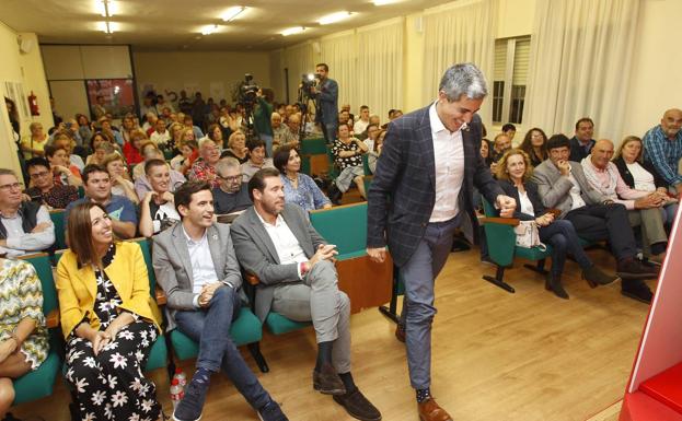 «El PSOE ofrece un Gobierno riguroso, serio, moderado y progresista»