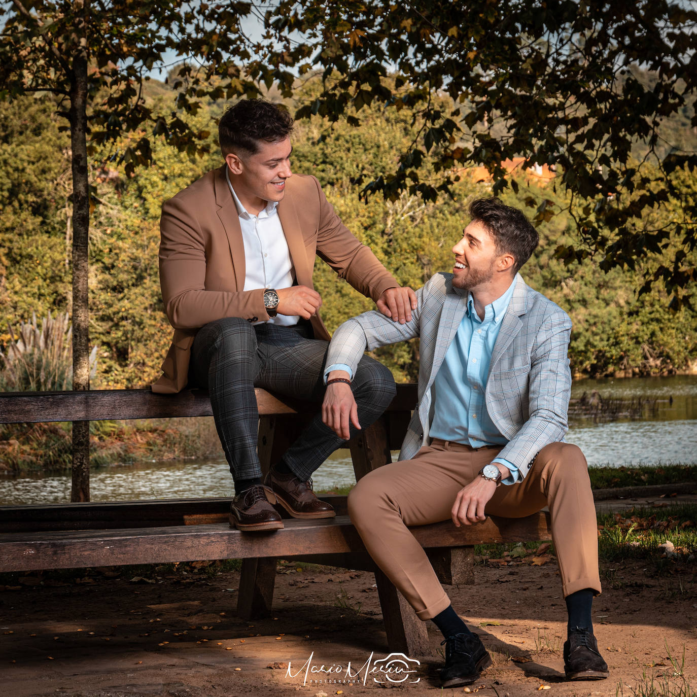 Nos colamos en una sesión del fotógrafo Mario Merín con los jóvenes cántabros Alejandro Núñez Santamaría y Luis Agüero como protagonistas