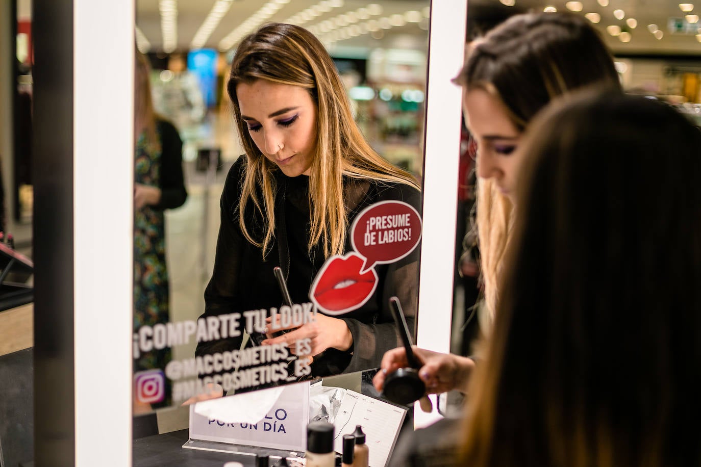 Ana Oliveira Rodrigues y Daniel Mesa Fernández ganaron la segunda edición del casting 'Modelo por un día' de El Corte Inglés y Cantabria DModa