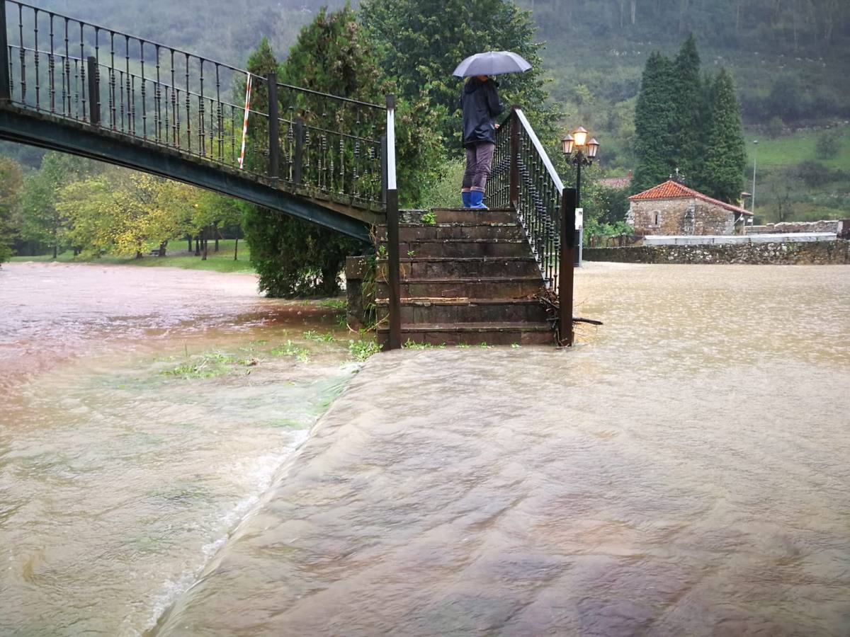 Inundación en Treceño (Valdáliga), a media mañana.